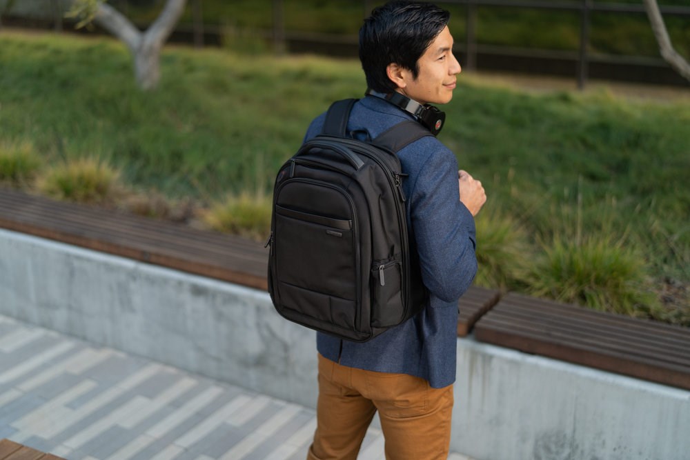 2.0 Business Laptop Backpack.JPG