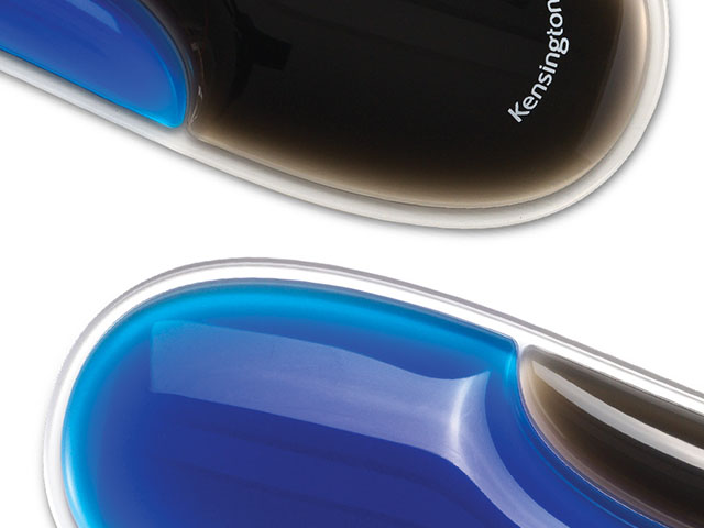 Wrist rests and desk ergonomics for long administrative work sessions