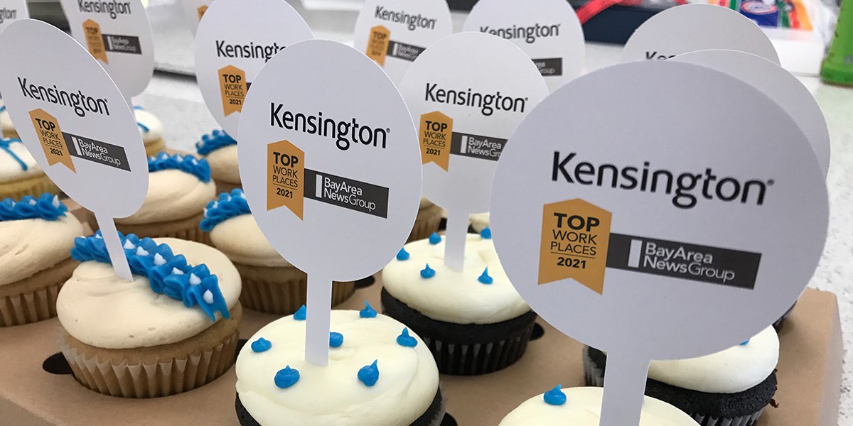 Cupcakes with sign of Top Work Places for 2021