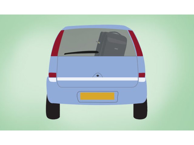 Kensington SecureTrek Lockable Laptop Bags: In a Car