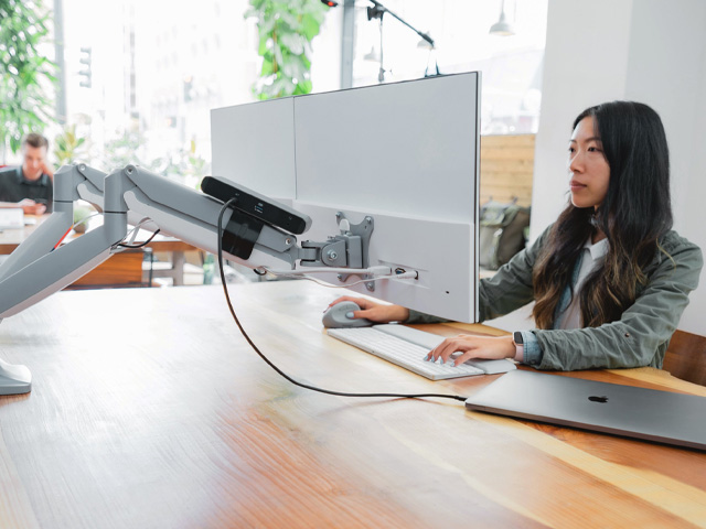 An Explanation of Hybrid Docking Stations