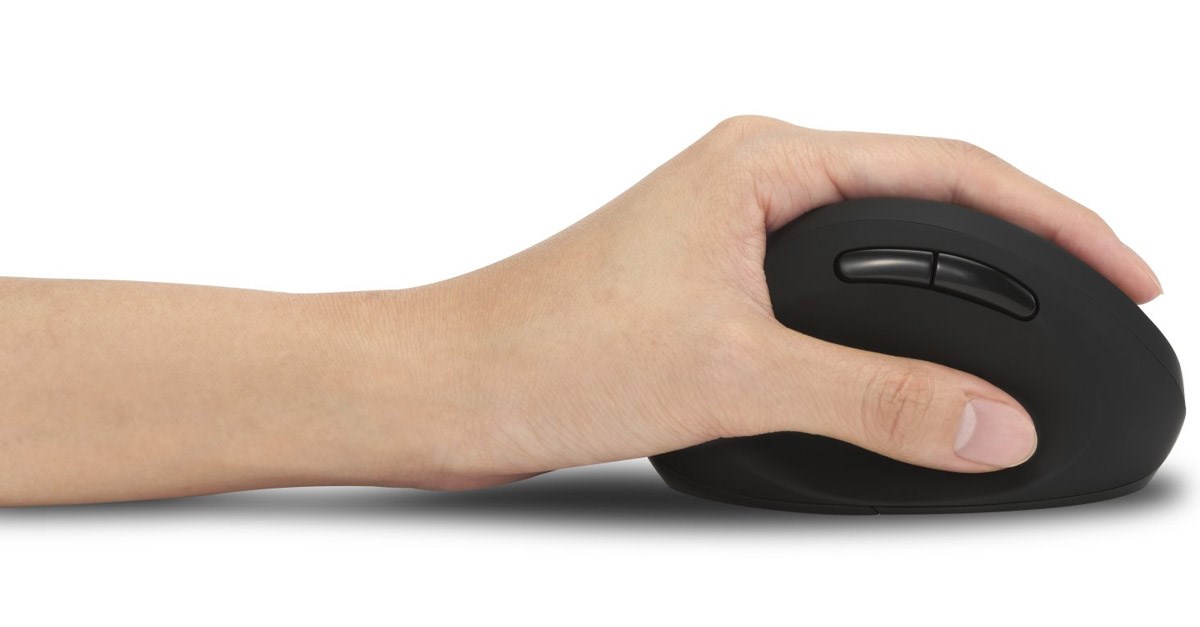Person using a left-handed Kensington mouse