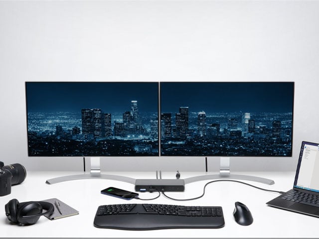 Does a Thunderbolt™ 3 Dock Support Thunderbolt™ 4 Laptops?