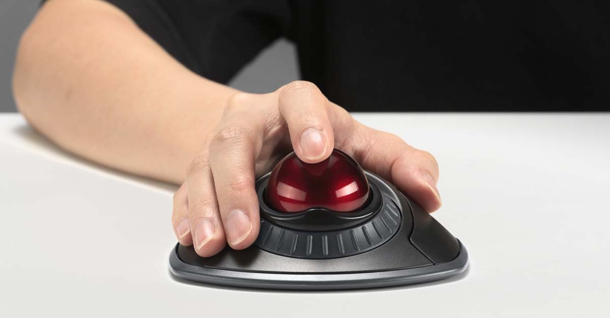 Person using Kensington Trackball