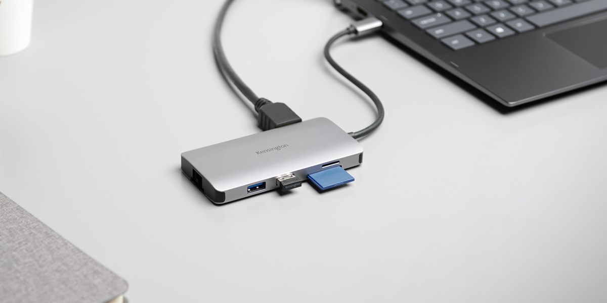UH1400P USB C 远程工作者的对接站 