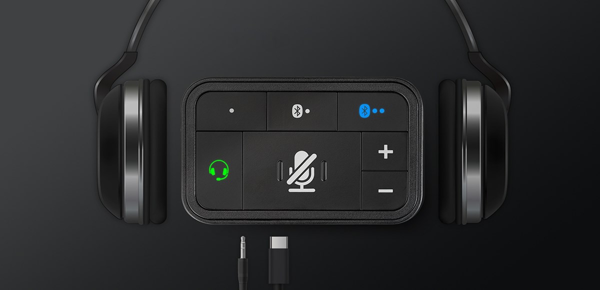 Switch between three devices with Kensington Audio Switch